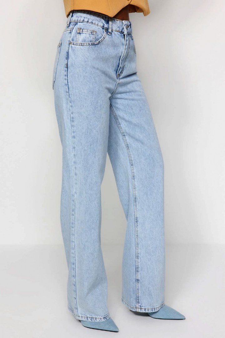 Класичні джинси NAV-632A600
