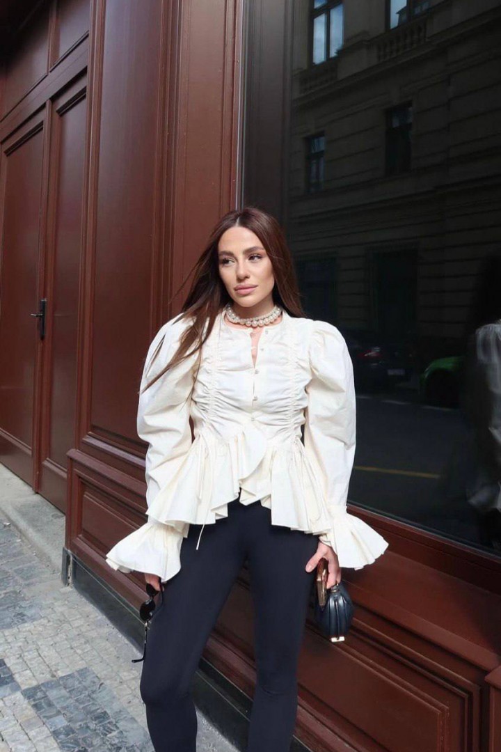 Вишукана блузка KL-849A500