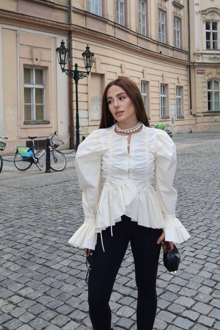 Вишукана блузка KL-849A500