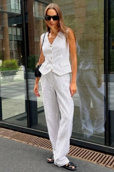 Костюм в полоску CUR-914A820