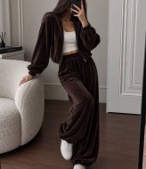 Велюровый костюм BRA-251A650