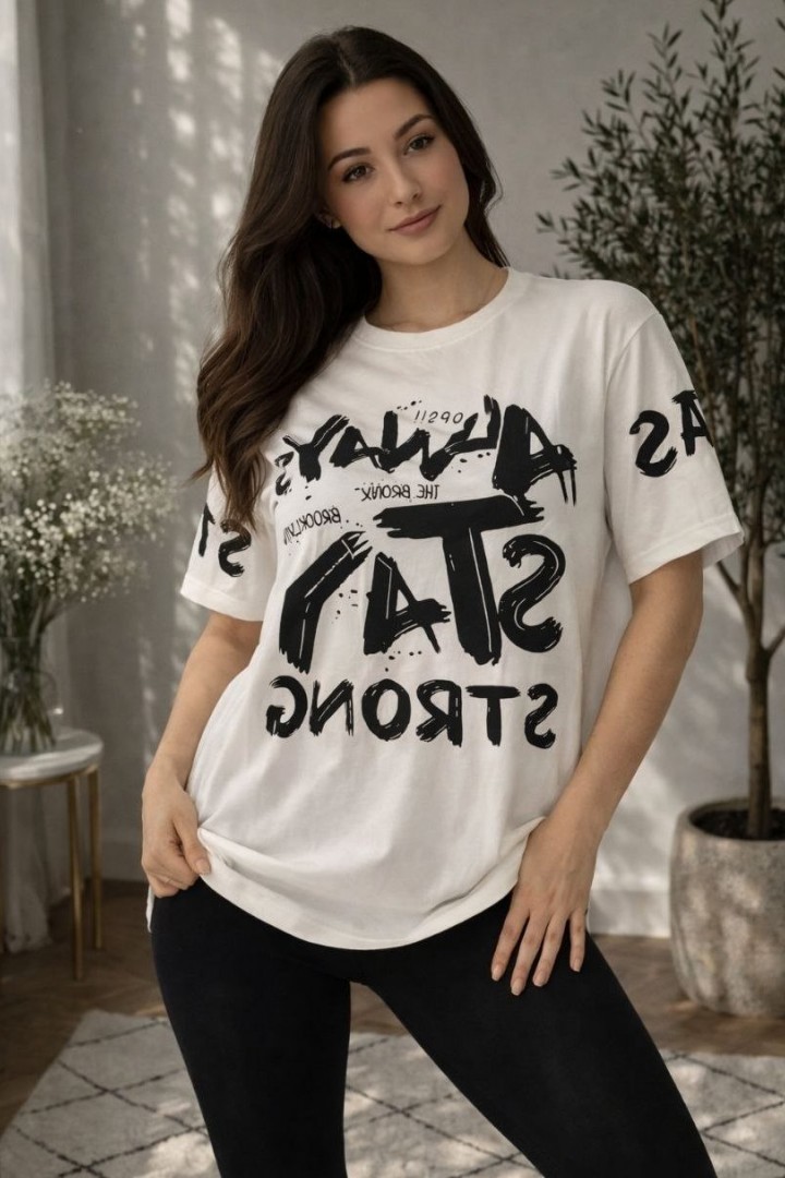 Футболка oversize со стильным накатом MIK-56A360