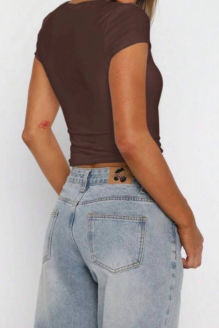 Облегающая футболка с квадратным вырезом MIK-5183A230