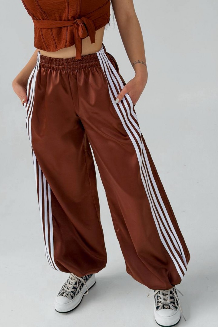 Штани з лампасами AJO-528A400