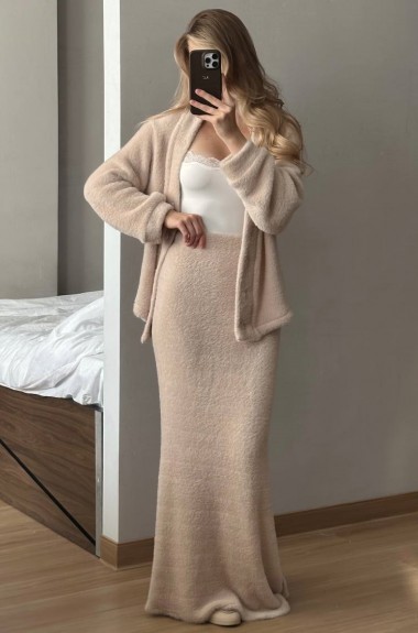 Теплый женский костюм с юбкой  MOK-634A950