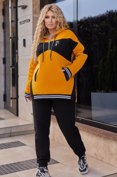 Красивый спортивный костюм KYB-21173A23