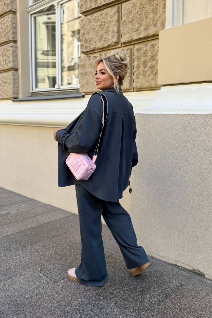 Вельветовый брючный костюм женский  AJO-1003A650