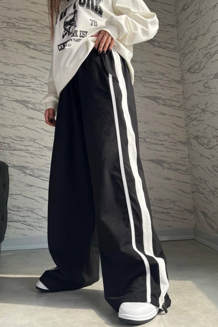 Спортивные брюки с лампасами DMP-A189A250