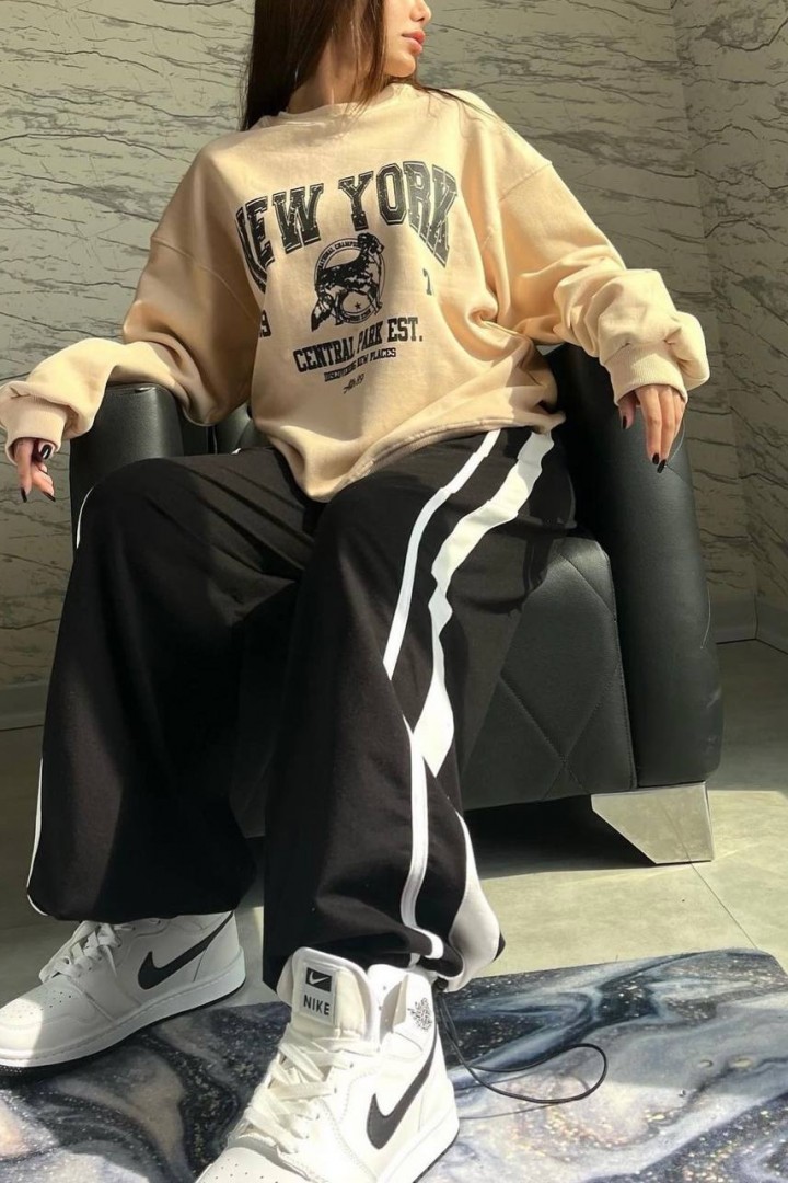 Спортивные брюки с лампасами DMP-A189A250