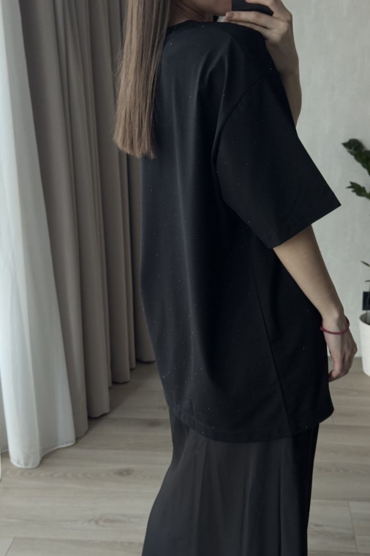 Футболка вільного крою зі стразами MIK-4264A420