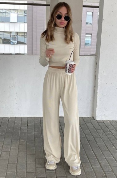 Костюм в рубчик DMP-R1282A350