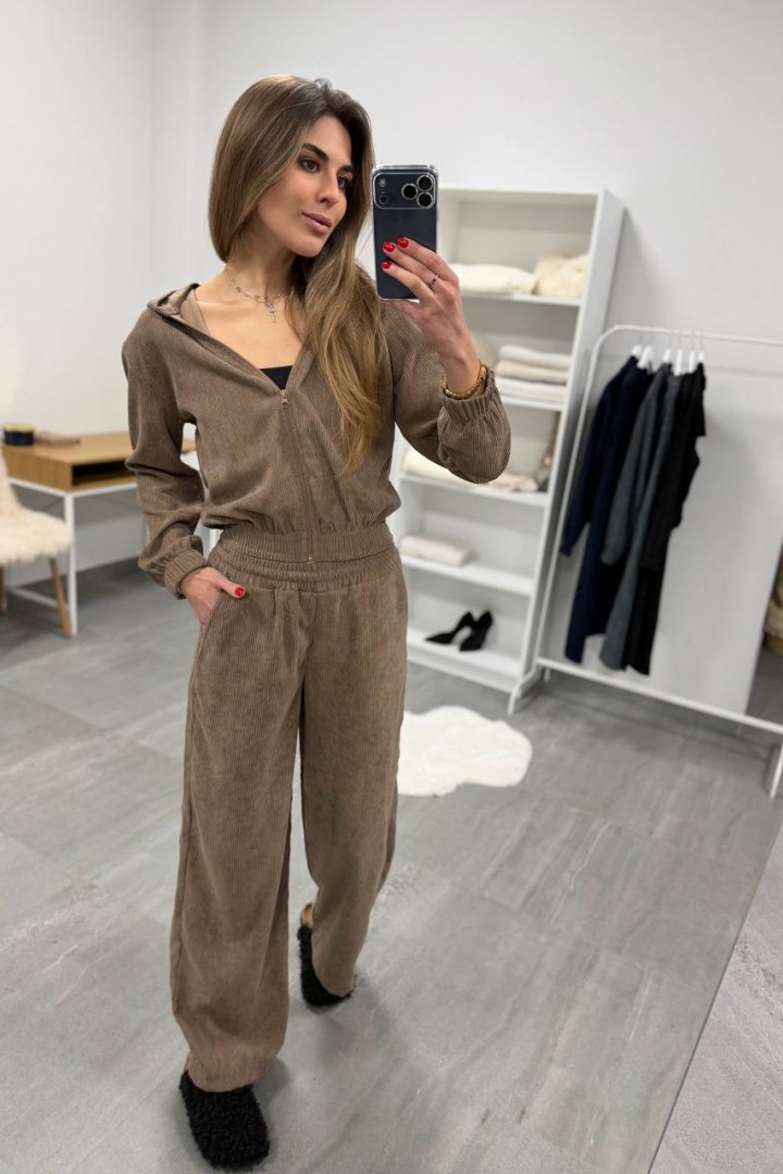 Вельветовый костюм DMP-R1893A500