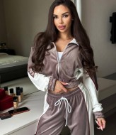 Стильний велюровий костюм RVA-449A850