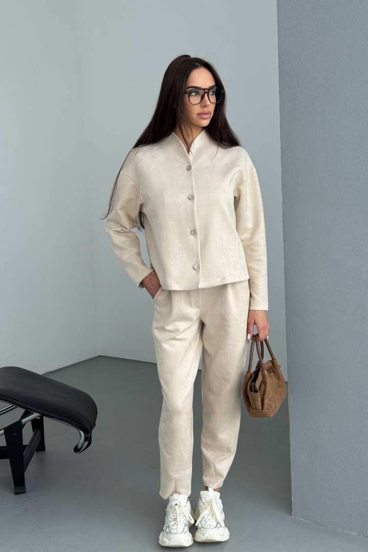 Замшевий костюм JAC-843A700