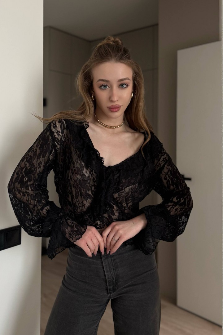 Блуза из нежного гипюра UNO-102A350