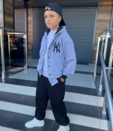 Трикотажный костюм для мальчика NN-984A700