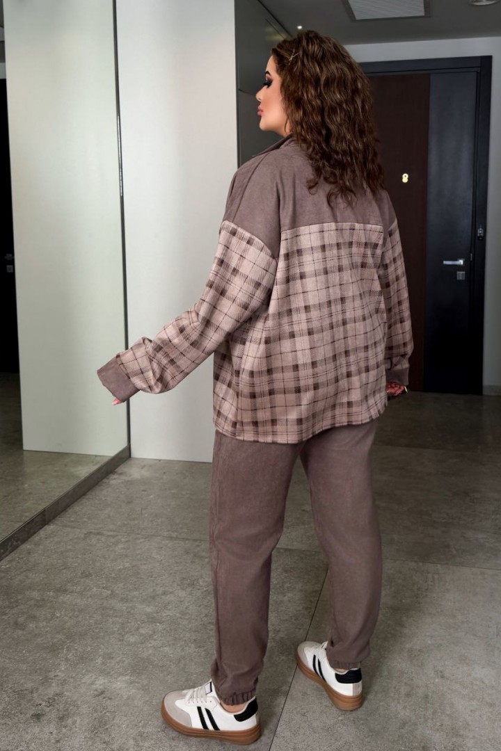 Замшевый костюм DOL-401A920