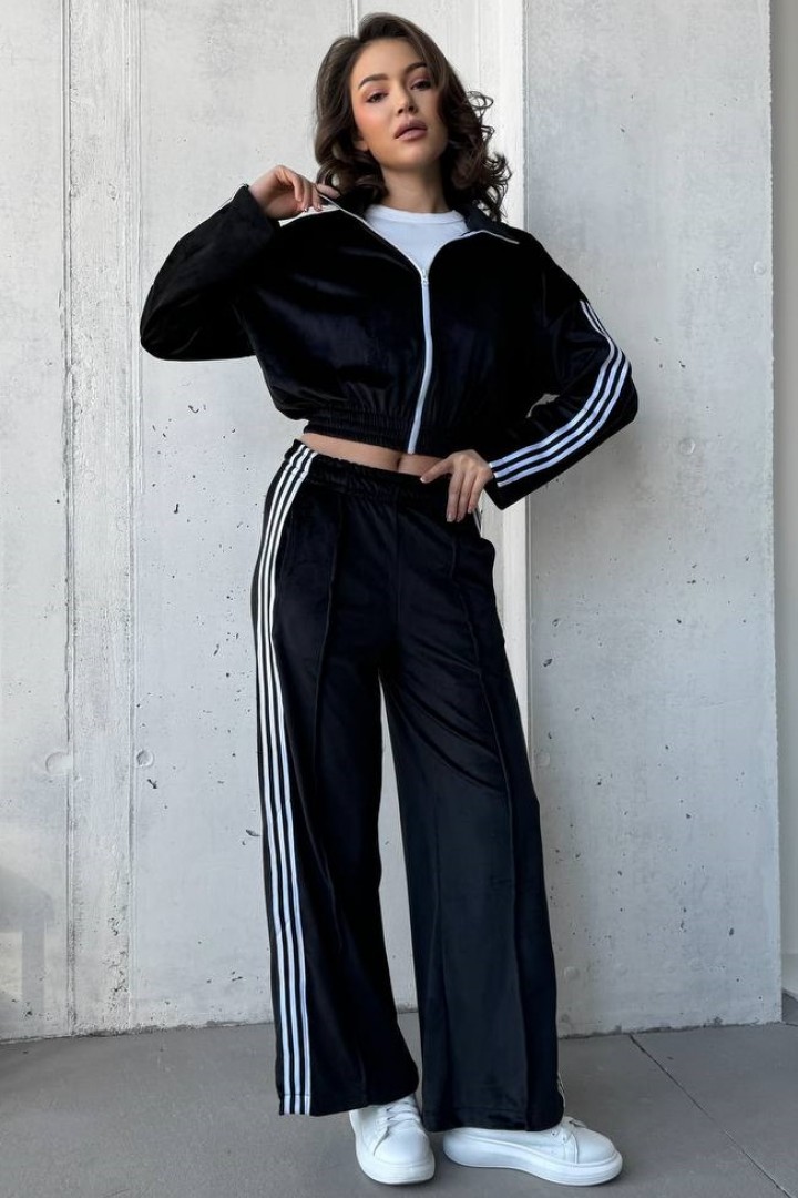 Велюровый костюм AVB-0271A650