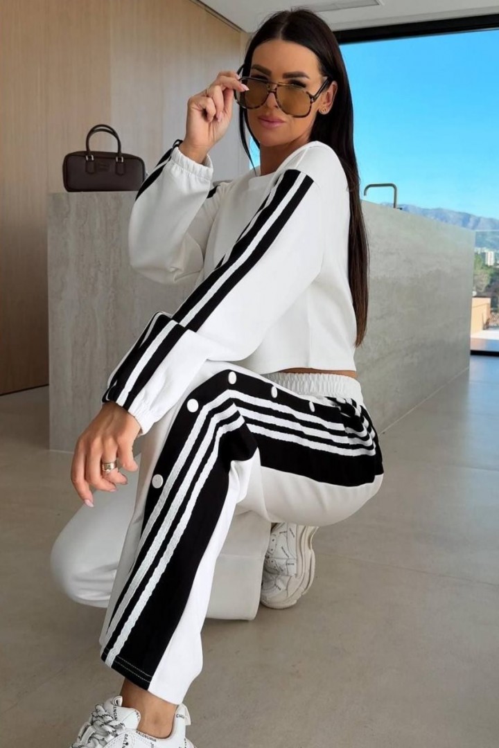 Спортивный костюм с лампасами LOU-1325A1100