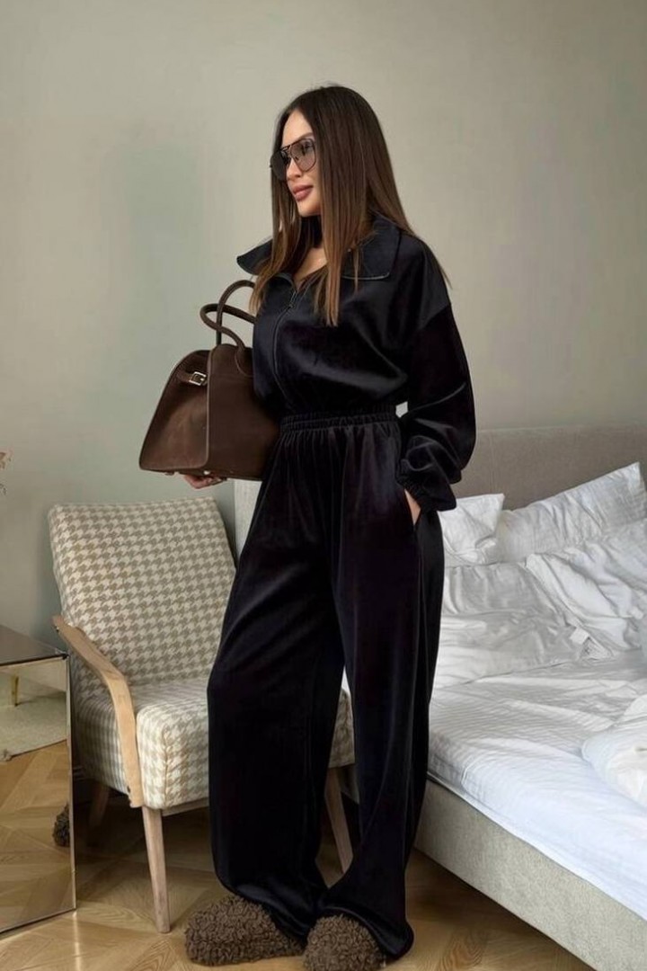 Велюровый комбинезон EVD-403A599