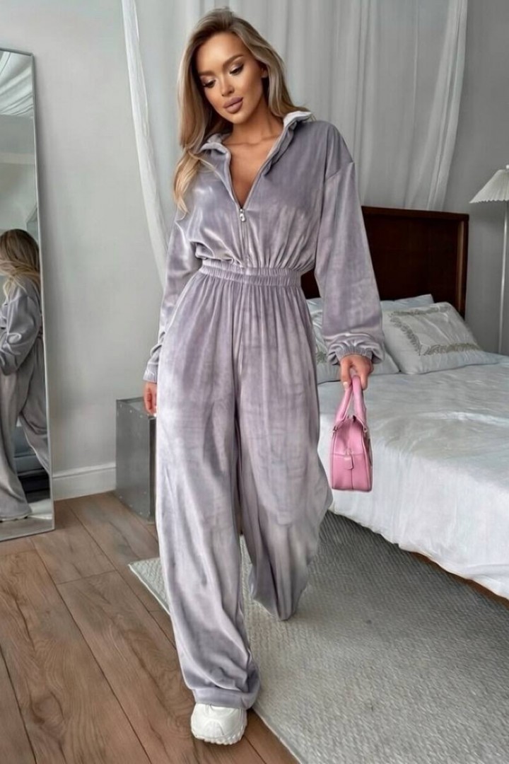 Велюровый комбинезон EVD-403A599