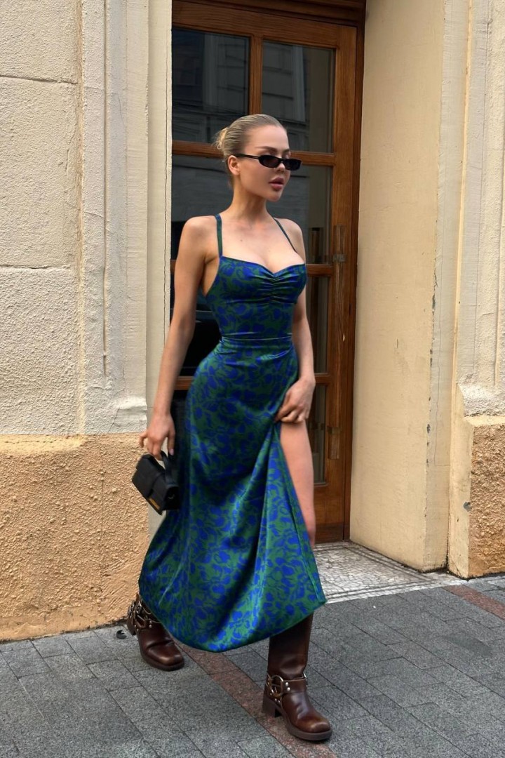 Платье с открытой спиной MPK-1341A520