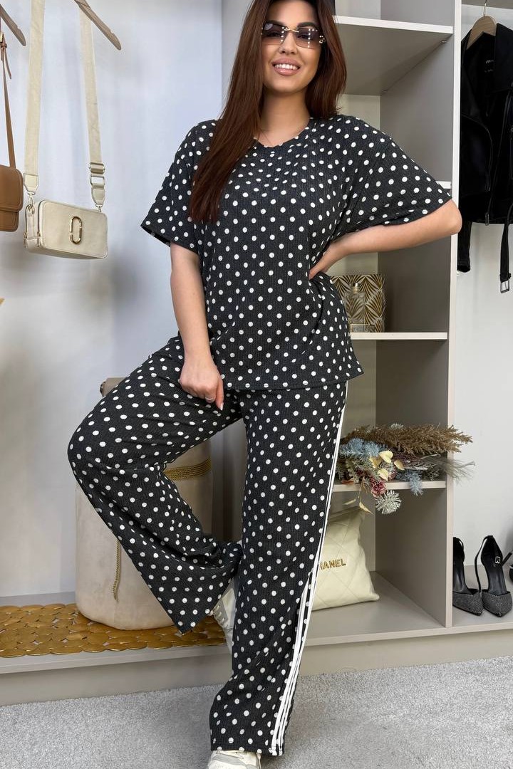 Прогулянковий костюм в горошек ME-546A750