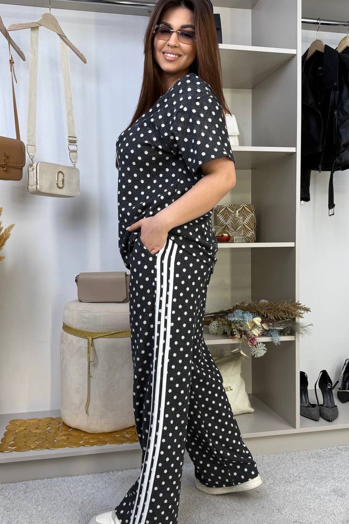 Прогулянковий костюм в горошек ME-546A750