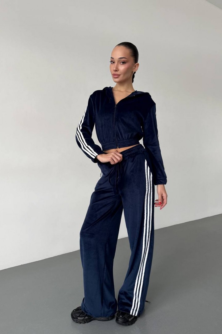 Спортивный костюм с лампасами DMP-R1923A550