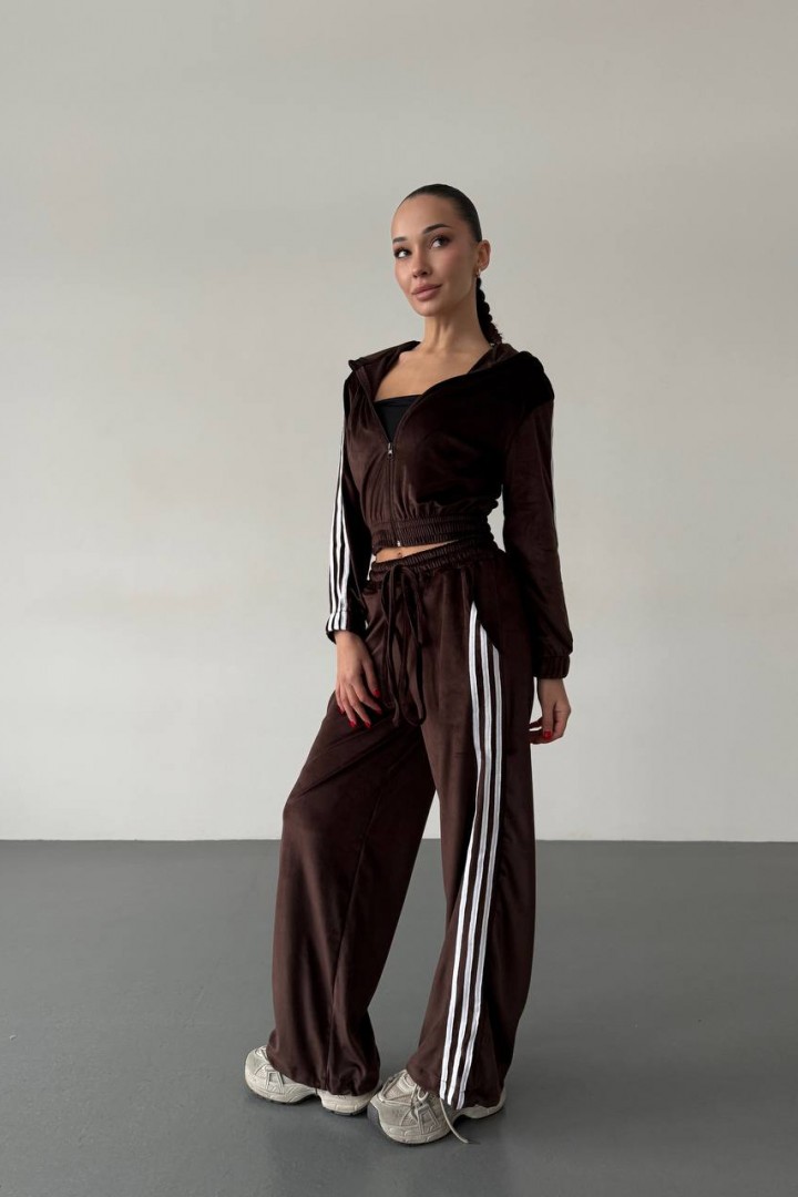 Спортивный костюм с лампасами DMP-R1923A550