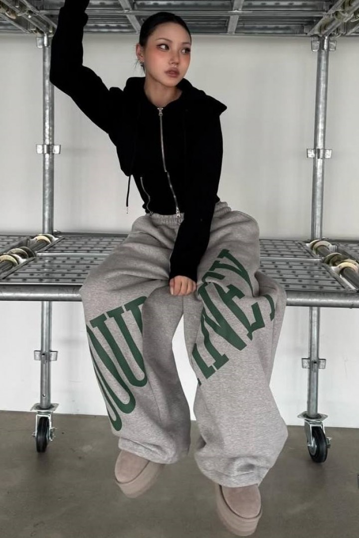 Спортивные штаны с надписью DMP-R7211A400