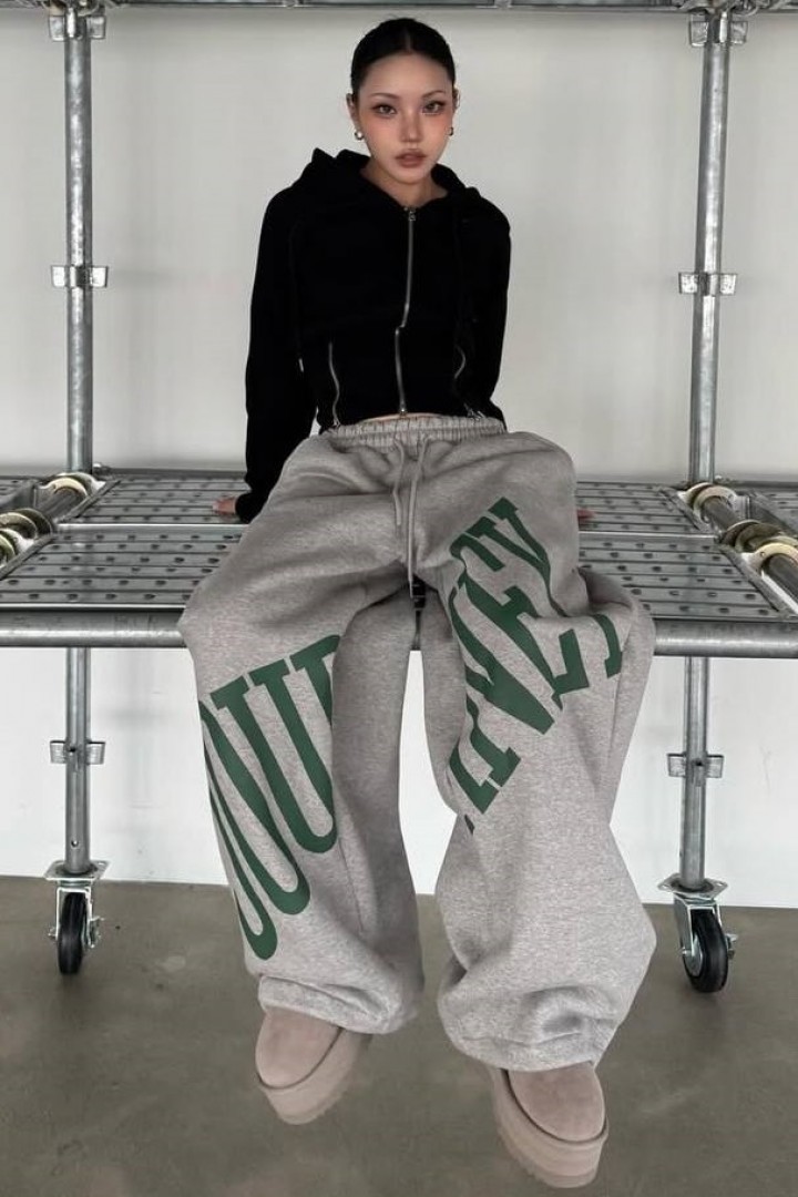 Спортивные штаны с надписью DMP-R7211A400