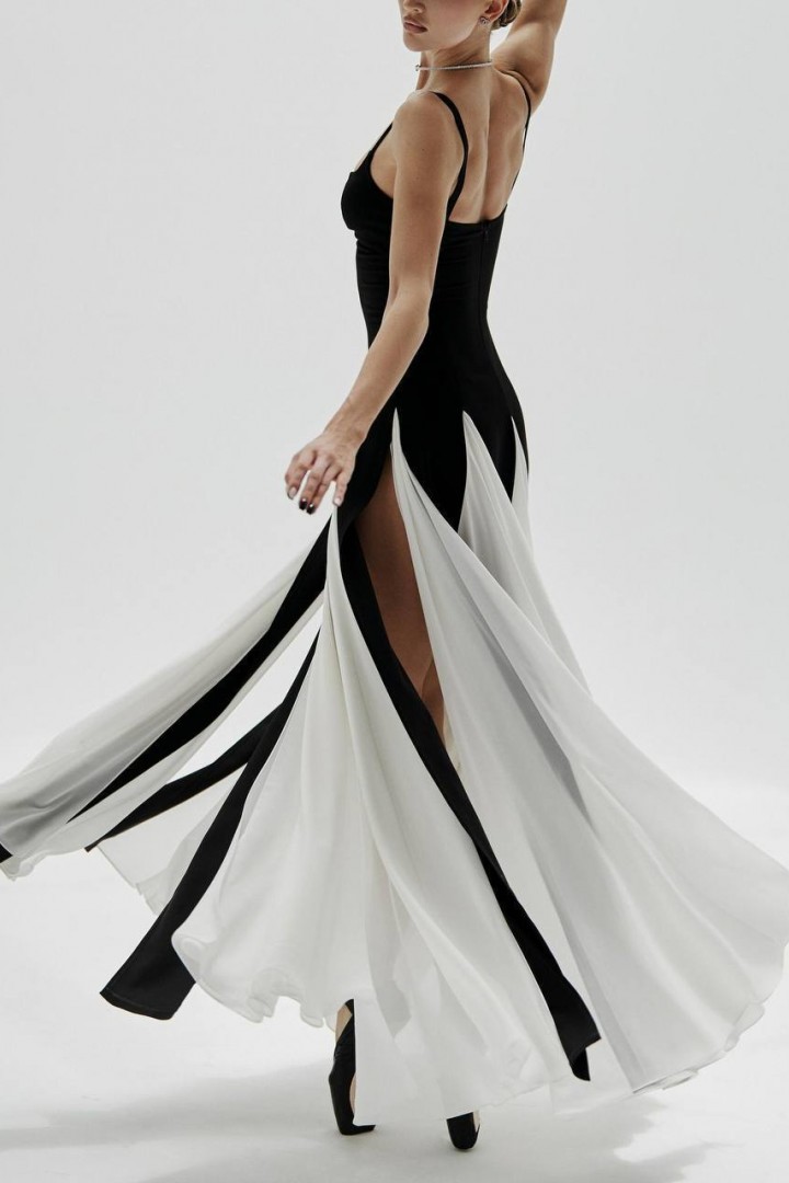 Довга сукня зі спідницею-кльош NK-622A600