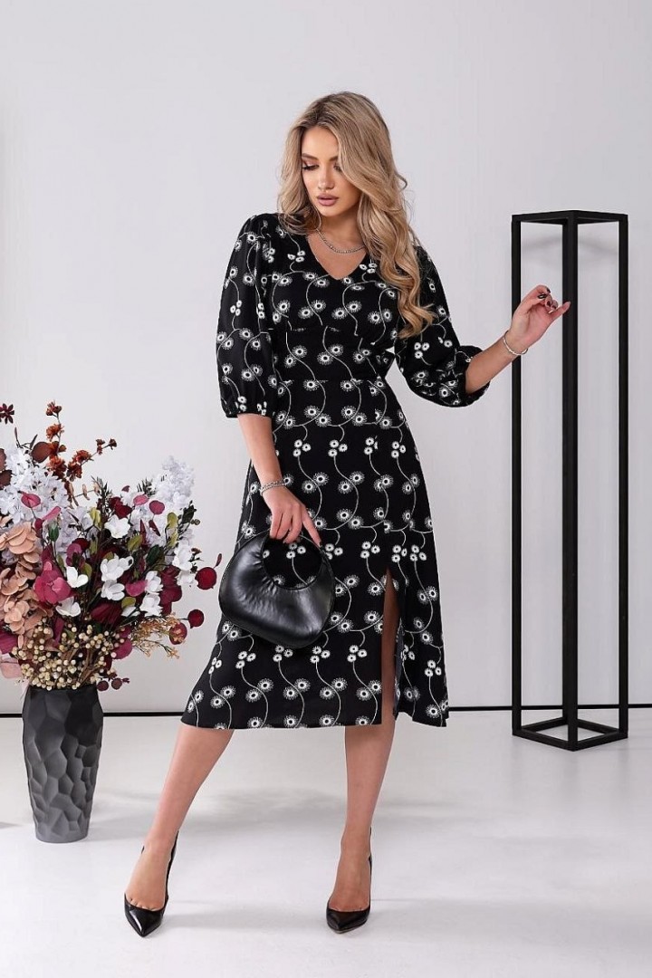 Платье с разрезом GOL-1857A650