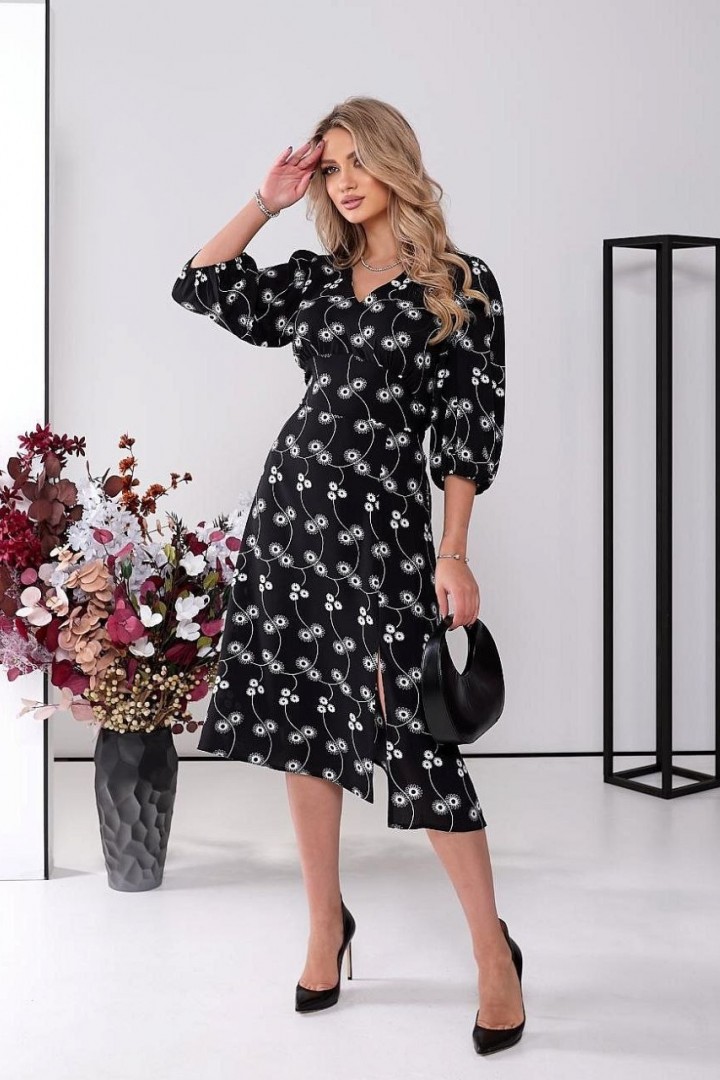 Платье с разрезом GOL-1857A650