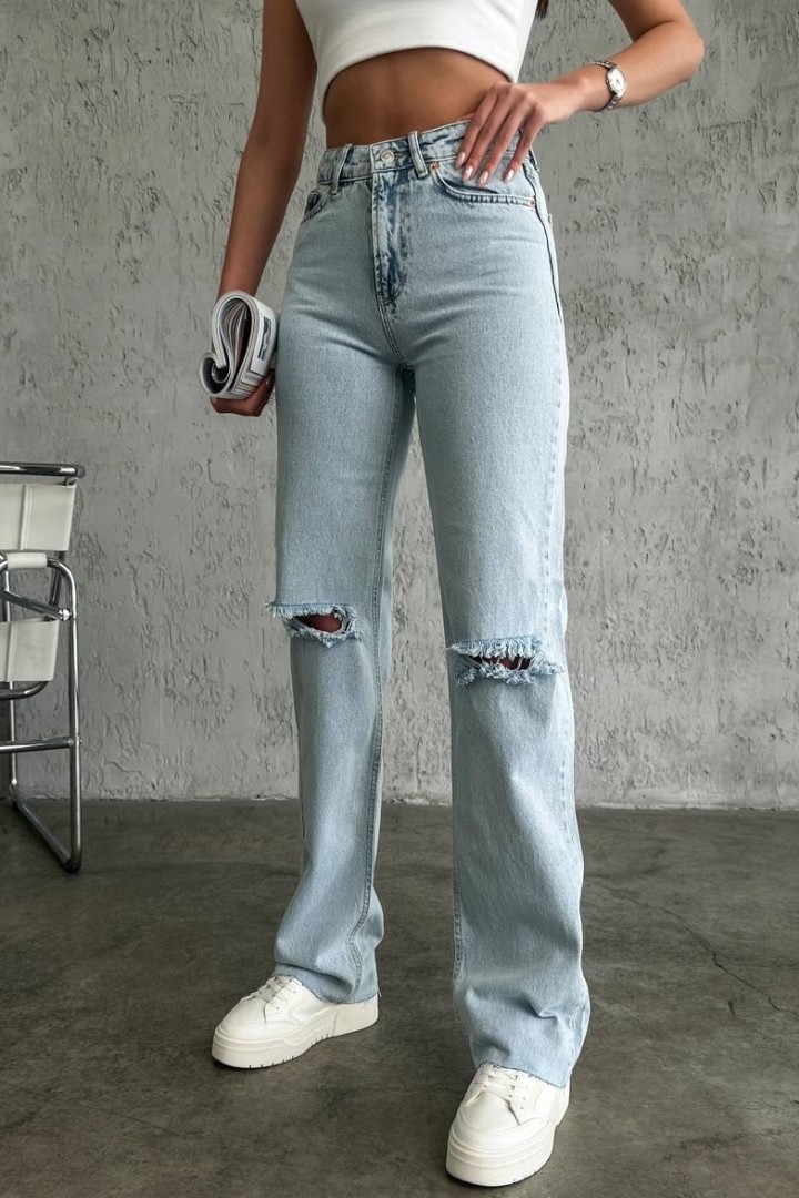 Джинсы с разрезами WOW-7626A19