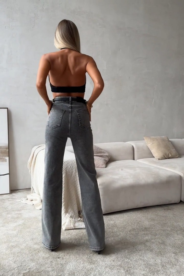 Джинсы трубы WOW-1715A18.5