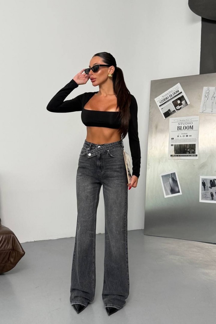 Джинсы с асимметричным поясом  WOW-9886A22