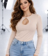 Женский лонгслив с изящным вырезом MIK-1726A290