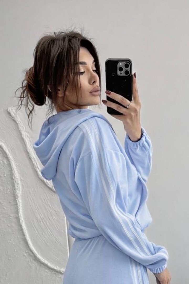 Велюровый костюм VM-10535A600