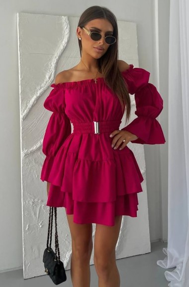 Платье с открытыми плечами ELZ-561A550