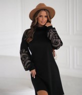 Платье с вышивкой на рукавах  KA-7560A800
