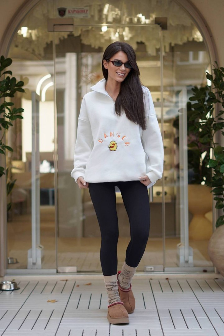 Жіночий світшот з вишивкою MOK-9190A750 Жіночий світшот з вишивкою MOK-9190A750