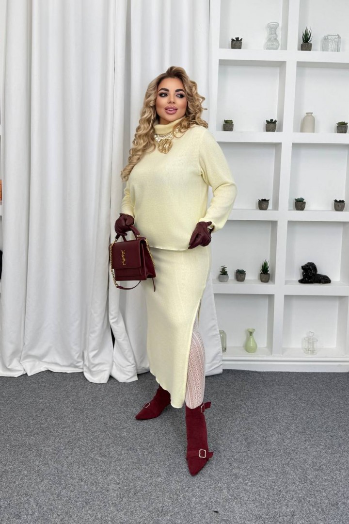 Костюм свитер и юбка  ET-8917A650 Костюм свитер и юбка  ET-8917A650