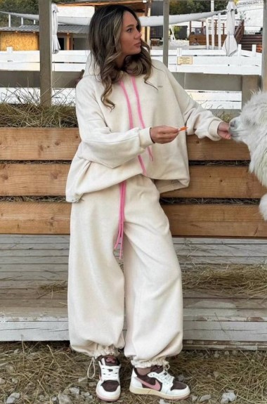 Костюм свободного кроя  IO-796A850