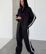 Повседневный брючный костюм UNO-018A800