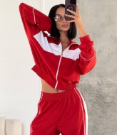 Стильний спортивний костюм UNO-027A650