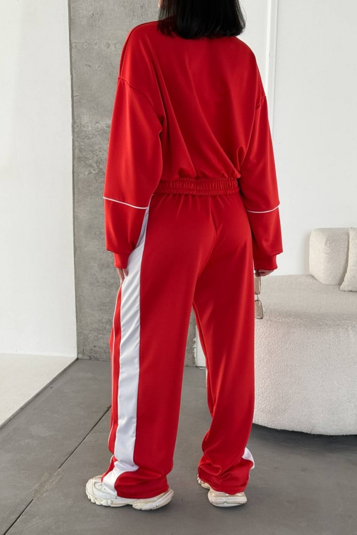 Стильний спортивний костюм UNO-027A650