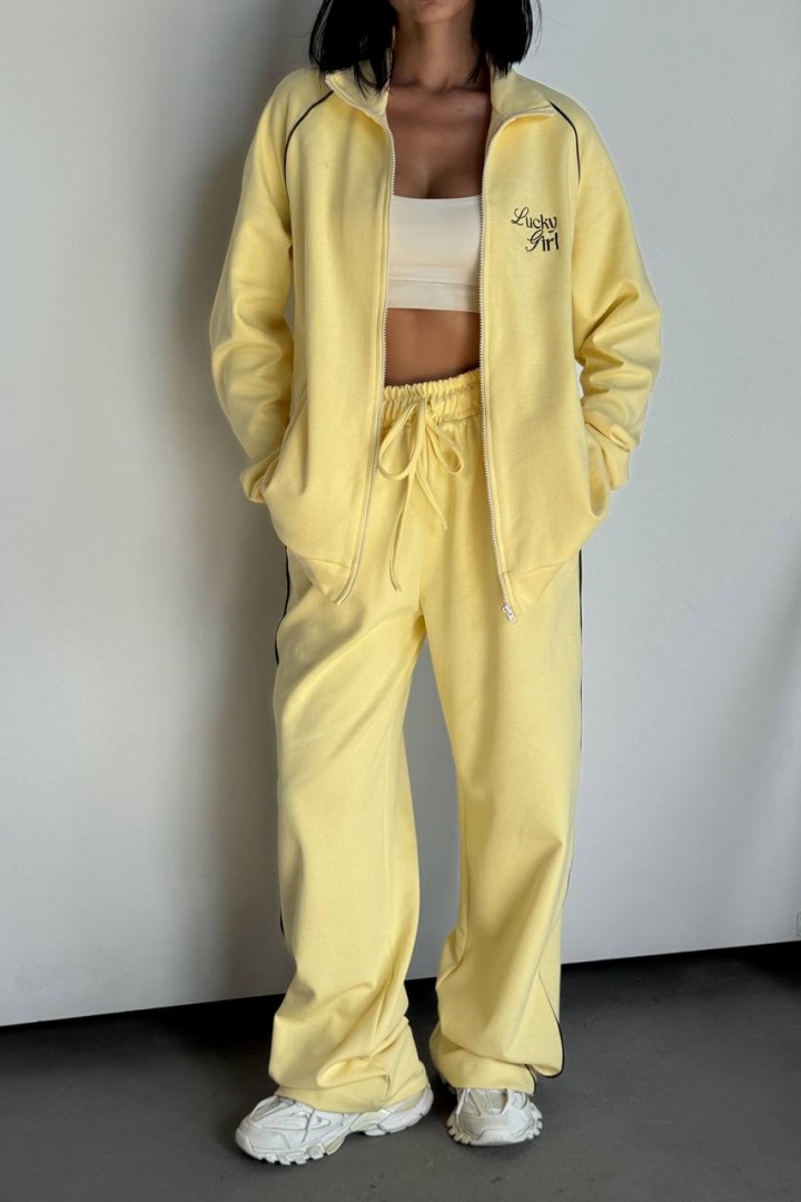 Спортивный костюм с вышивкой UNO-075A1200