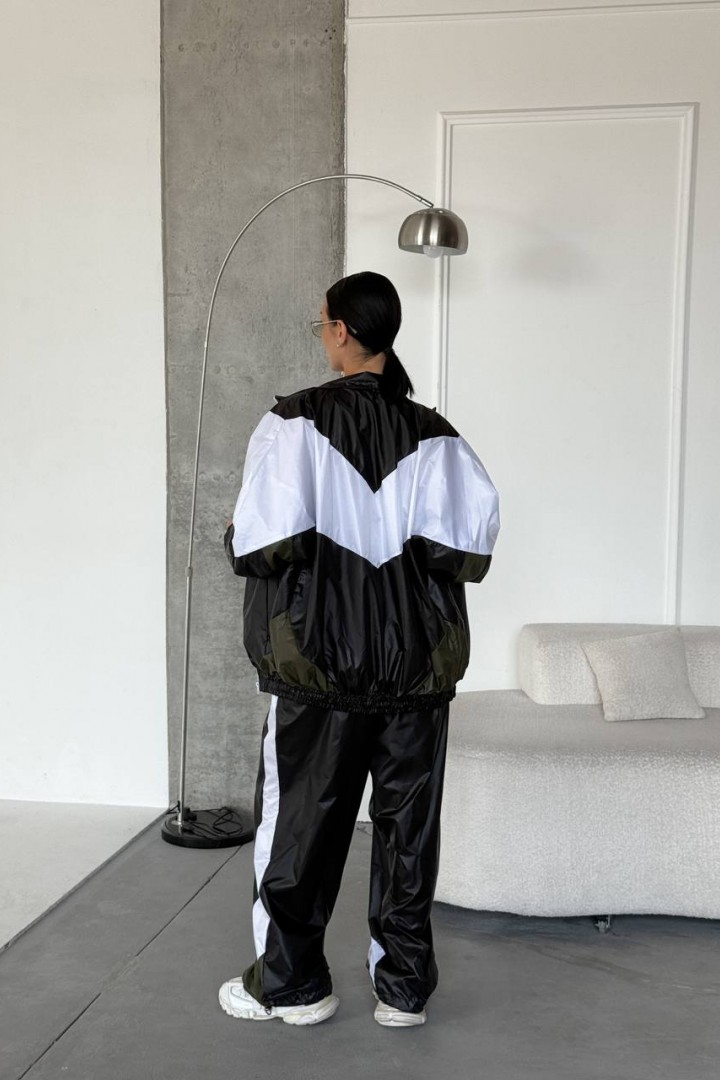 Спортивный костюм из плащевки UNO-076A980